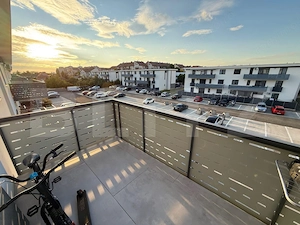 Apartament cu 3 camere cu parcare inclusa intr-o zona rezidentiala cu bariera - imagine 12