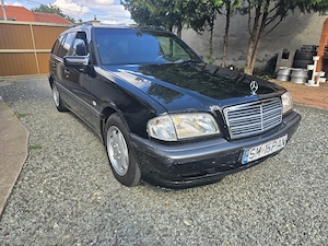 Mercedes c class 2.2 cdi 