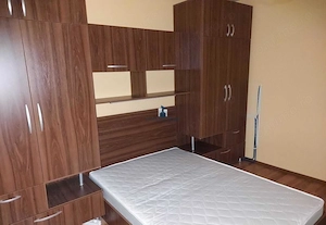 Apartament 3 camere Semidecomandat Resita - imagine 2