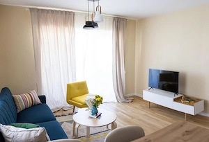 Ap. nou 2 camere, mobilat designer, complex Central - imagine 3