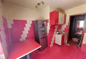Apartament 3 camere Semidecomandat Resita - imagine 7