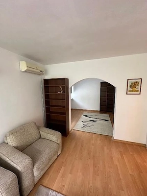 Apartament 3 camere + loc de parcare inclus - imagine 3