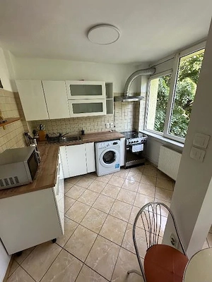 Apartament 3 camere + loc de parcare inclus - imagine 11