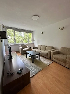 Apartament 3 camere + loc de parcare inclus