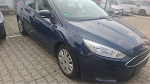 Ford Focus 2016-Euro 6 -1.6 benzina clasic aspirat- Impecabila - imagine 3