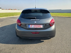 De vânzare Peugeot 208 - imagine 6