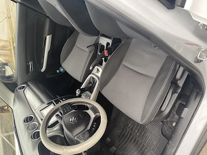 Suzuki Vitara 2018 AllGrip alb perlat 1,6 benzina - imagine 5