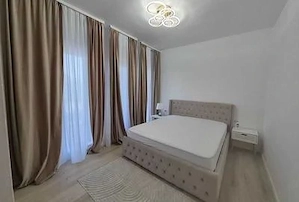 Vila noua cu 4 camere,intrare asfalt,mobilata si utilata complet - imagine 8