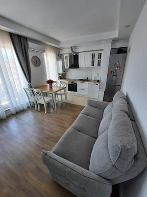 De Închiriat Apartament 3 camere in Cosmopolis - imagine 7