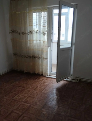 Vând sau închiriez apartament  - imagine 3