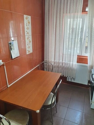 Crangasi, inchiriez apartament 2 camere decomandat - imagine 3