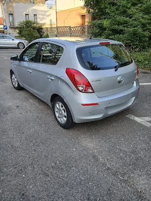 Hyundai i20 Diesel proprietar in acte - imagine 2