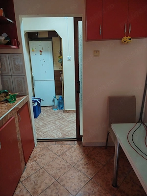 Vând apartament cu doua camere  - imagine 5