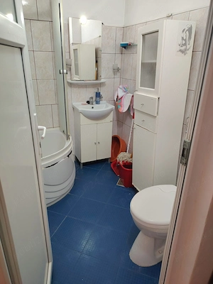 Vând apartament cu doua camere  - imagine 7