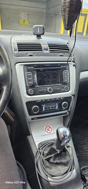 vând Skoda Octavia 2 facelift 2011 - imagine 4