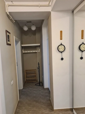Apartament spatios 2 camere + parcare privata - Zona Ghencea - Sector 5 - imagine 8