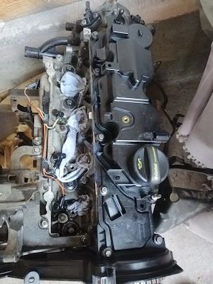 motor ford fiesta 1.5 dezmembrat orice piesa - imagine 2