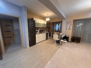 Apartament 3 camere de inchiriat - imagine 7