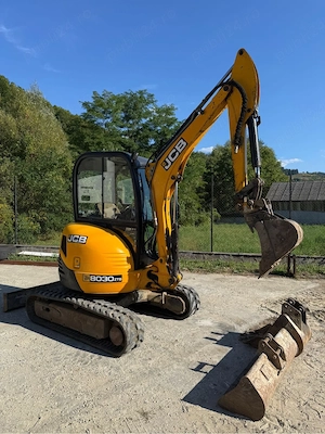 Miniexcavator JCB 8030ZTS 3.3Tone AN 2011 - imagine 6