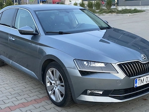 Skoda Superb 2.0 Diesel - imagine 8