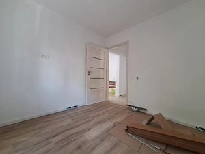 3 camere-71 mp - et 1 -Renovat 2026-incalzire in pardoseala-Dambovita - imagine 15