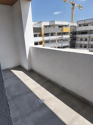 Inchiriez Garsoniera langa metrou Berceni - imagine 8