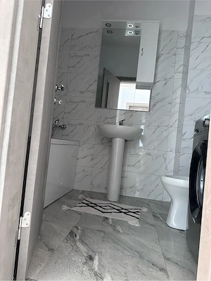 Închiriez apartament cu 2 camere - imagine 6