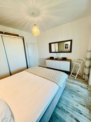 Vând apartament 2 cam. Giroc, Str. Neptun - imagine 2
