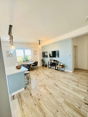 Vând apartament 2 cam. Giroc, Str. Neptun - imagine 6