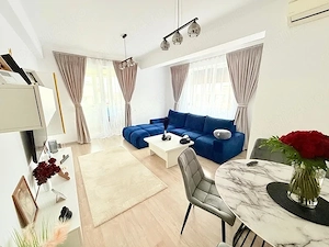 Te muti imediat! 3 camere, 2 bai, bucătărie închisă, Str Maica Tereza