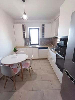 Apartament 2 camere, 68mp + garaj parcare + boxa - imagine 4