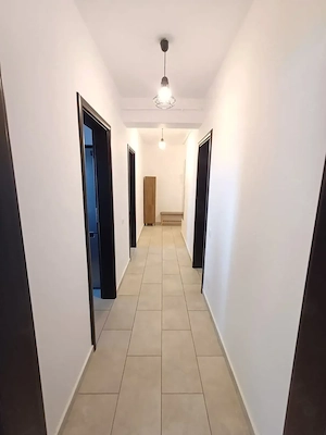 Apartament 2 camere, 68mp + garaj parcare + boxa - imagine 8