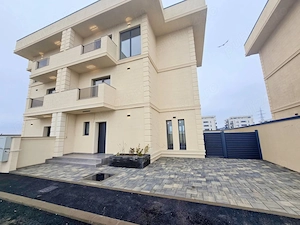 Vile 5 Camere Luxury Villas  Fundeni Dobroești  - imagine 2