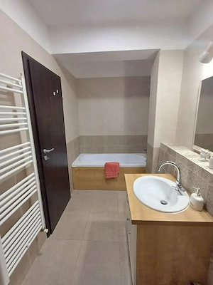 Apartament 2 camere, 68mp + garaj parcare + boxa - imagine 6