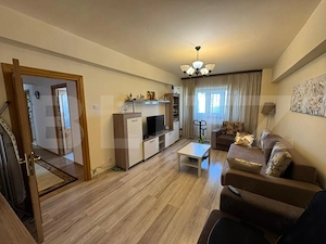 Apartament 4 camere, decomandat, loc de parcare, zona A.I Cuza 