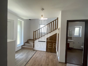 Casa individuala cu etaj - 125 mp utili-zona Belvedere - imagine 4
