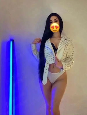 Karina ! 100% pozele imi apartin! Confirmare Whatapp! 