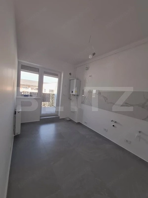  Garsonieră spațioasă de vânzare – Tractorul, Brașov | 38 mp + balcon 10 mp - imagine 4