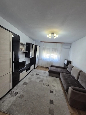 Garsoniera de închiriat zona Uzina 2