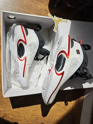 Adidași Nike Air Jordan XXXVI 
