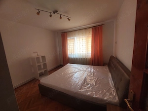 Inchiriez apartament 2 camere, Arad , cartier Micalaca - imagine 3
