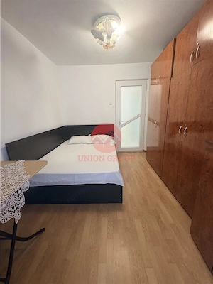 Apartament 3 Camere Decomandat de  #206;nchiriat Zona Ciresica - imagine 12