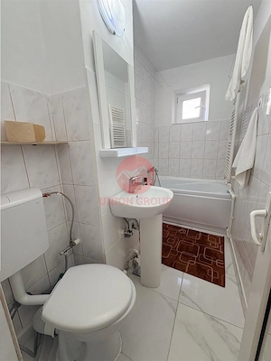 Apartament 3 Camere Decomandat de  #206;nchiriat Zona Ciresica - imagine 15