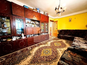 Apartament 2 camere, 59 mp, două balcoane, in centrul orașului Săveni - imagine 2