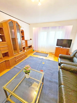 Dorobanților   De închiriat apartament spațios cu 4 camere, etaj 2, centrală proprie - imagine 12