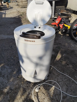 Storcător rufe Siemens 3kg 1400u min