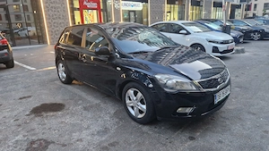 Kia Ceed 1.6 benzină + GPL, 2010   economică - imagine 3