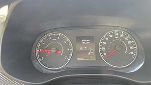 Logan Prestige eco g 100 MT 6 din 2023 km 40500 Benzina si GPL 100 CP  pret 12650 euro - imagine 9