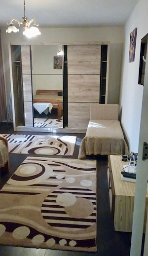 Apartament cu 1 camera, zona Diamant