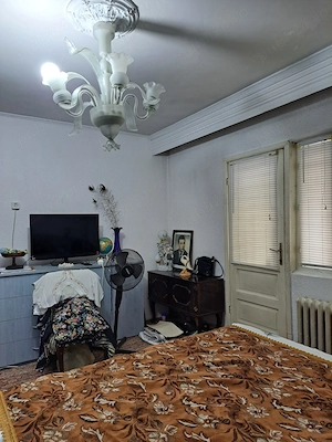 Vând Apartament Spațios 2 Camere | Parter | Centrală Proprie | 2 Grupuri Sanitare | 61.6 mp - imagine 9